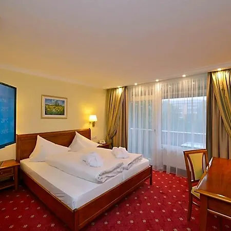 Hotel Schweizer Hof Thermal Und Vital (adults Only) 4*
