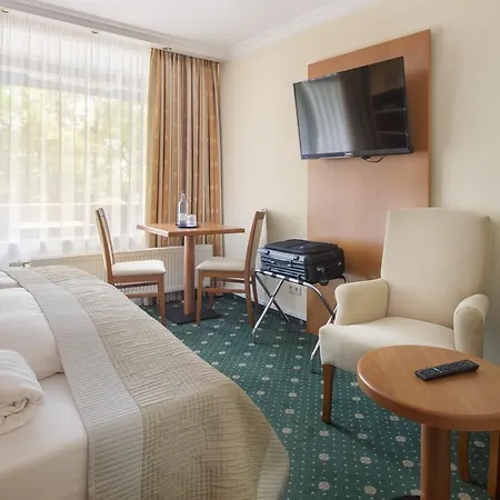 Hotel Schweizer Hof Thermal Und Vital Resort (Adults Only) Hotel