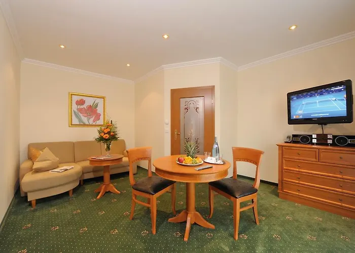 Schweizer Hof Thermal Und Vital 4*